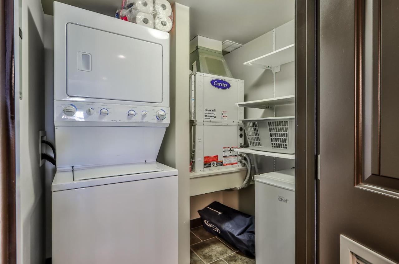 Fenwick Vacation Rentals - Scenic 1 Bedroom Plus Den, Pet Friendly Dead Mans Flats Экстерьер фото