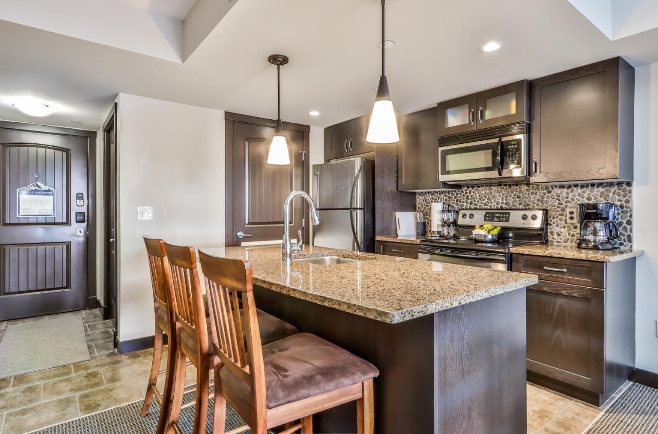 Fenwick Vacation Rentals - Scenic 1 Bedroom Plus Den, Pet Friendly Dead Mans Flats Экстерьер фото